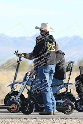 media/Dec-04-2025-Racers Edge (Thu) [[5ebc9f124d]]/1-Track Walk/